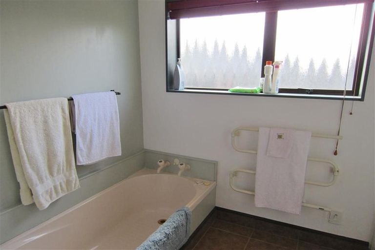 Photo of property in 1/21 Toru Road, Paraparaumu Beach, Paraparaumu, 5032