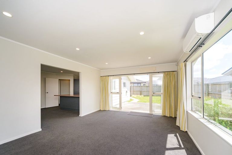 Photo of property in 106 Roberts Line, Kelvin Grove, Palmerston North, 4414