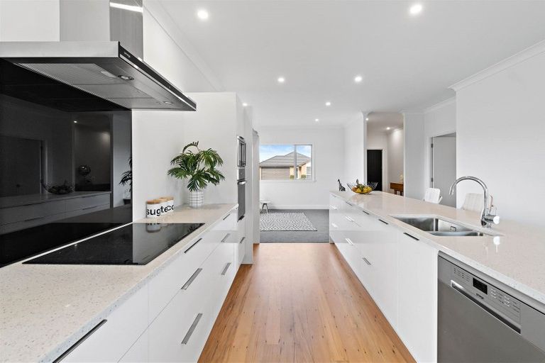 Photo of property in 61 Shadbolt Lane, Rolleston, 7614