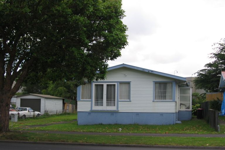 Photo of property in 116 St Georges Road, Avondale, Auckland, 0600