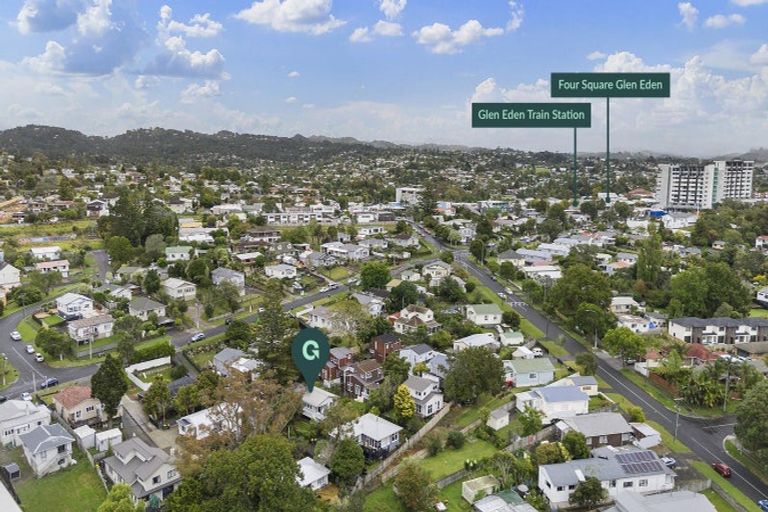 Photo of property in 36a Clayburn Road, Glen Eden, Auckland, 0602