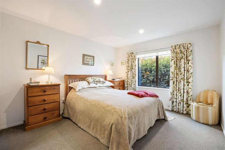 Photo of property in 1/114 Saint James Avenue, Papanui, Christchurch, 8053