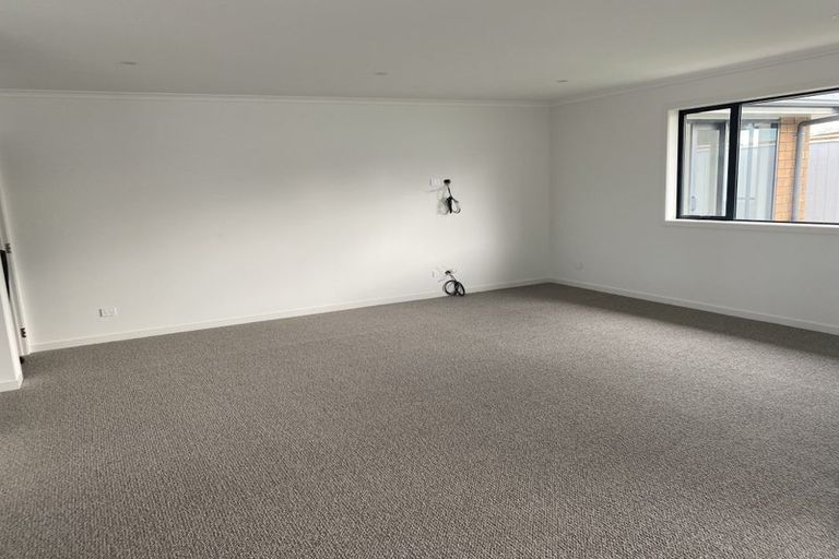 Photo of property in 2a Weber Place, Roslyn, Palmerston North, 4414