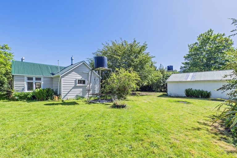 Photo of property in 4-8 Farr Street, Whitecliffs, Coalgate, 7673