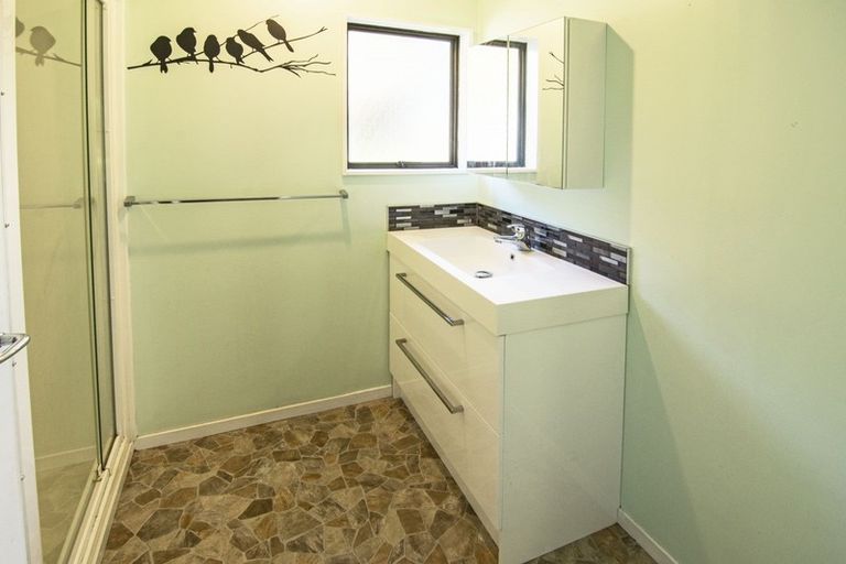 Photo of property in 16 Mclaughlin Drive, Tinui, Masterton, 5889