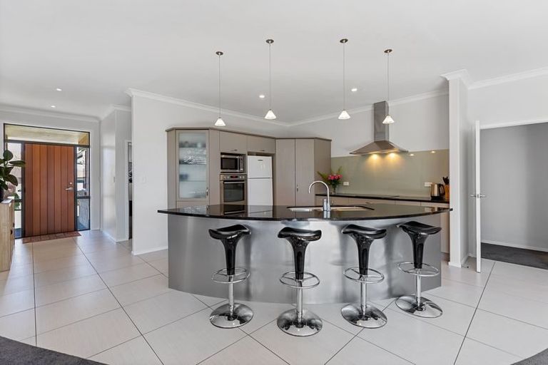 Photo of property in 42 Alva Glen Place, Pyes Pa, Tauranga, 3112