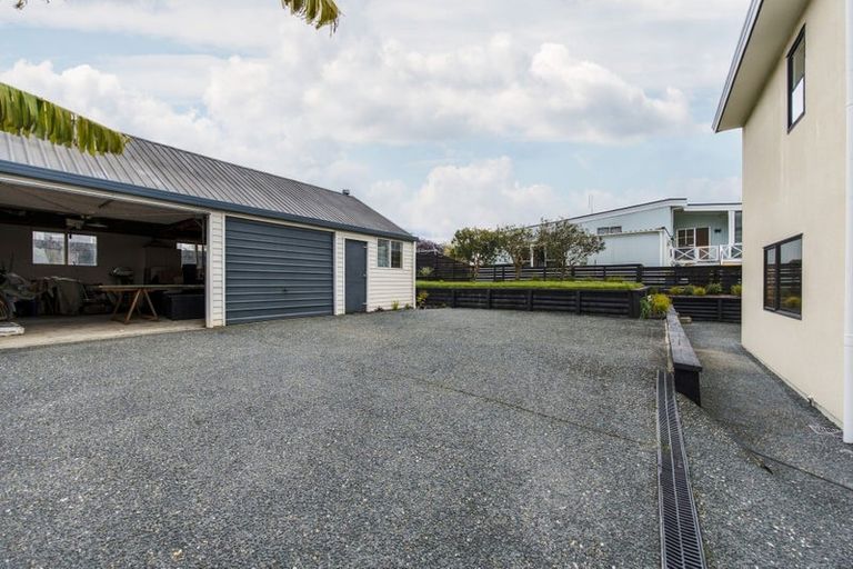 Photo of property in 27 Kawau View Road, Snells Beach, 0920