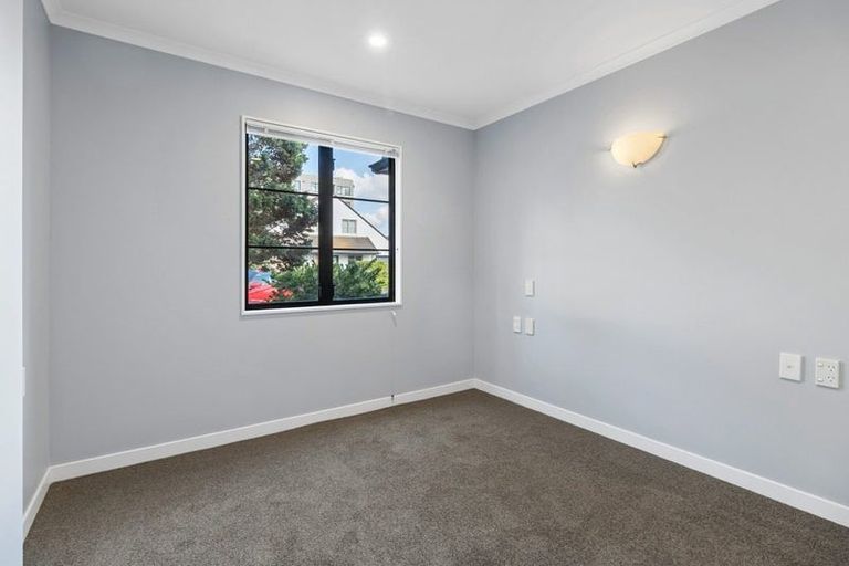 Photo of property in St Claire Village, 160/172 Mcleod Road, Te Atatu South, Auckland, 0610