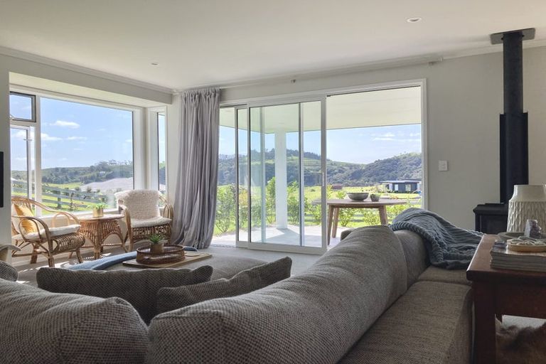 Photo of property in 7 Fernbird Grove, Kerikeri, 0294