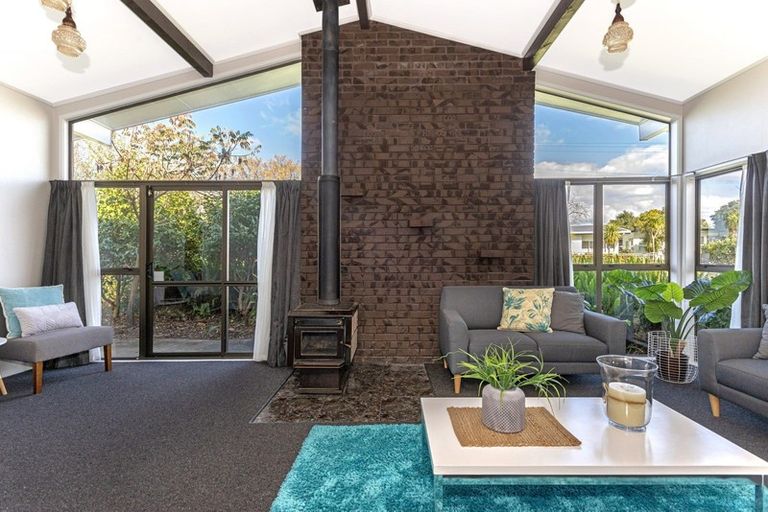 Photo of property in 325 Stout Street, Riverdale, Gisborne, 4010