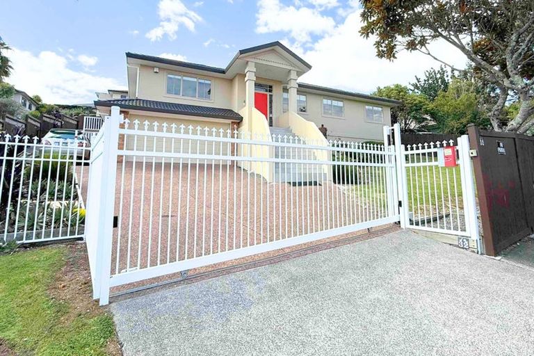 Photo of property in 32 Canary Place, Unsworth Heights, Auckland, 0632