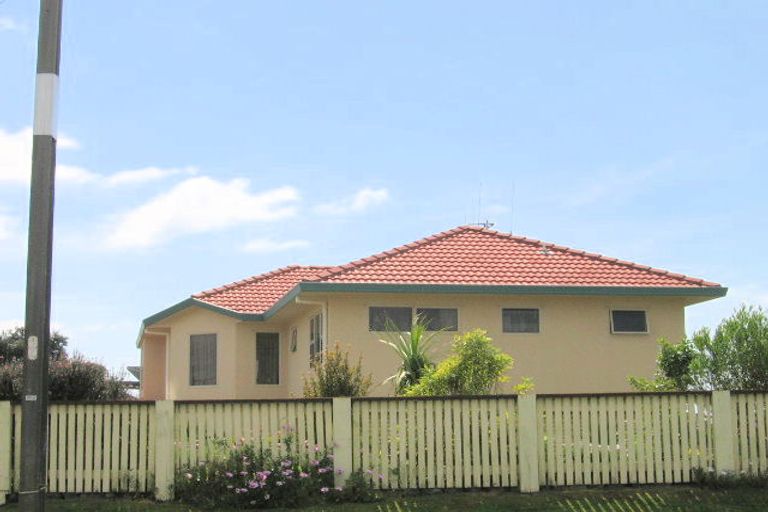 Photo of property in 69 Motiti Road, Papamoa Beach, Papamoa, 3118