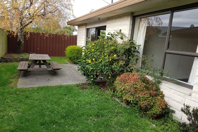 Photo of property in 2/85 Epsom Road, Sockburn, Christchurch, 8042