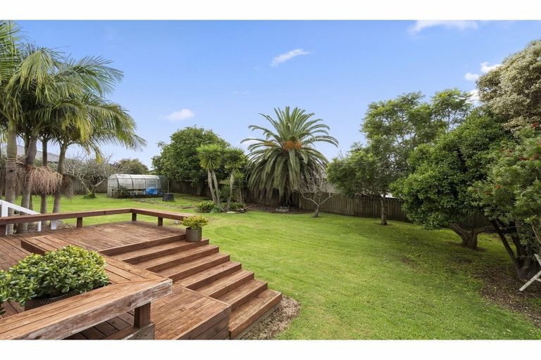 Photo of property in 35 Hall Road, Kerikeri, 0230