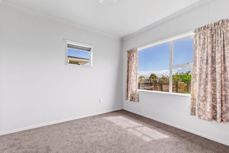 Photo of property in 23 Stirling Street, Levin, 5510