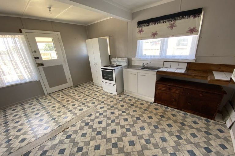 Photo of property in 11 Thomas Place, Foxton Beach, Foxton, 4815