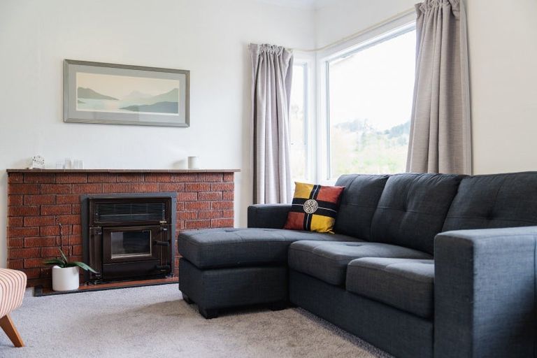 Photo of property in 20 Waldron Crescent, Green Island, Dunedin, 9018