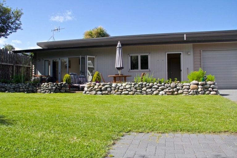 Photo of property in 2/18 Frederick Street, Two Mile Bay, Taupo, 3330
