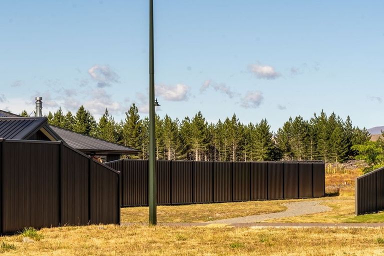 Photo of property in 35 Lakeland Avenue, Twizel, 7901