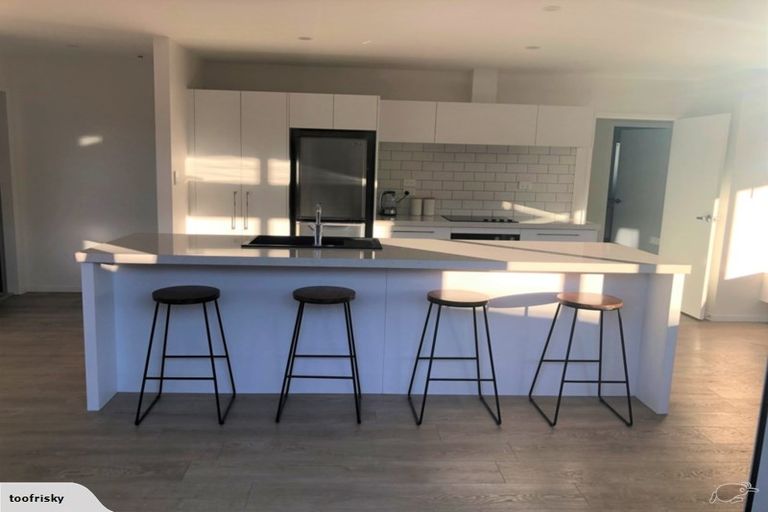 Photo of property in 10 Merino Street, Marshland, Christchurch, 8083