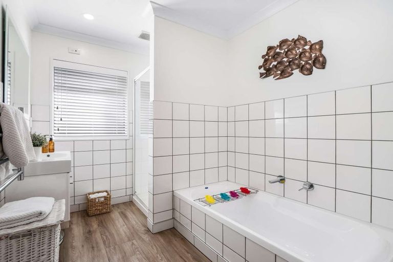 Photo of property in 58 Woodhurst Drive, Casebrook, Christchurch, 8051