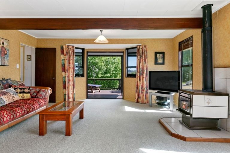Photo of property in 23 Tobin Place, Richmond Heights, Taupo, 3330