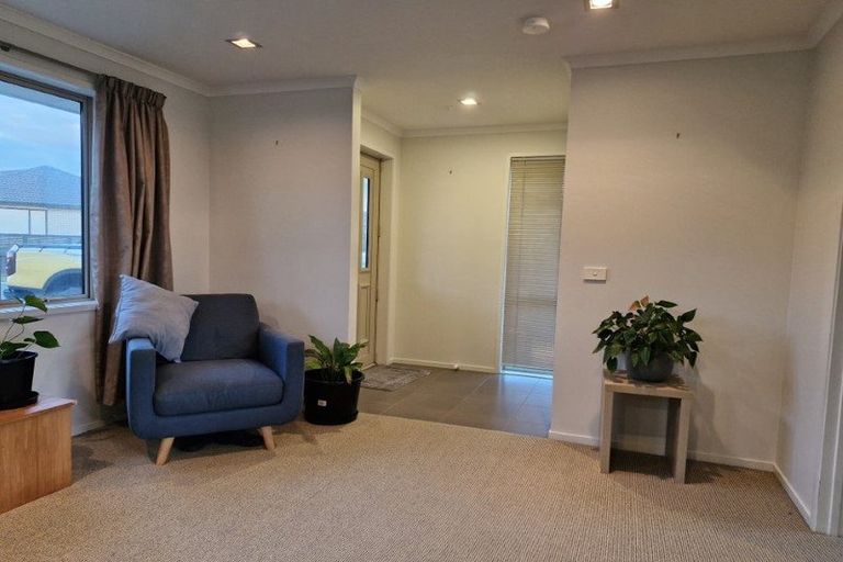Photo of property in 4b Northpoint Way, Bell Block, New Plymouth, 4312
