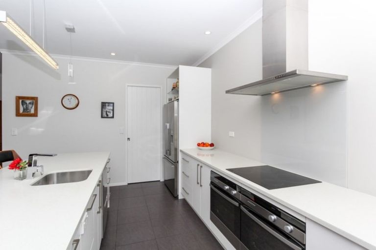 Photo of property in 70c Karamea Street, Whalers Gate, New Plymouth, 4310