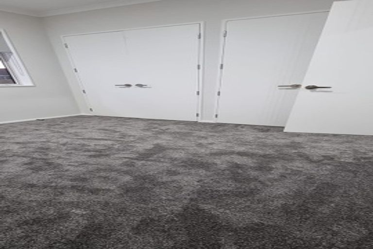 Photo of property in 44a Donegal Park Drive, Flat Bush, Auckland, 2019