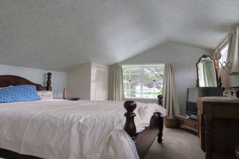 Photo of property in 104 Beach Road, Thames, 3500