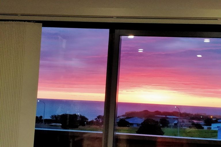 Photo of property in 5 Tua Tua Place, Baylys Beach, Dargaville, 0377