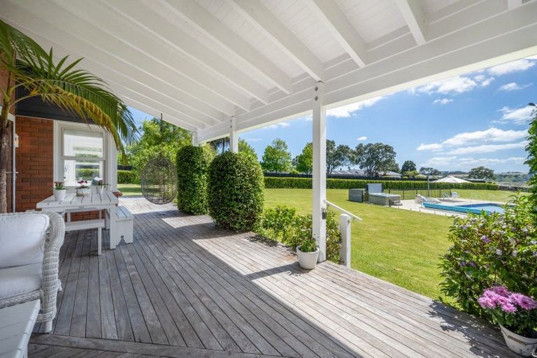 Photo of property in 287 Clifton Road, Whitford, Howick, 2571