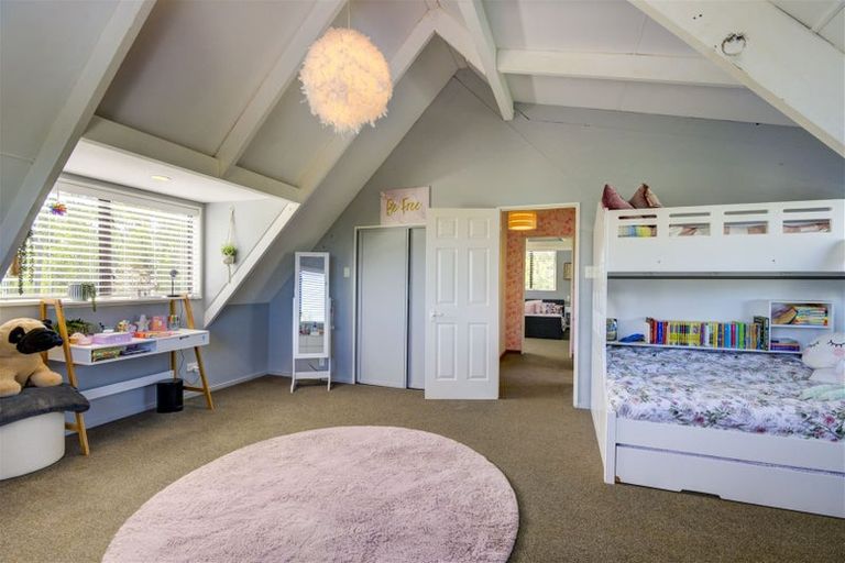 Photo of property in 19 Mckenzie Place, Waikuku Beach, 7402