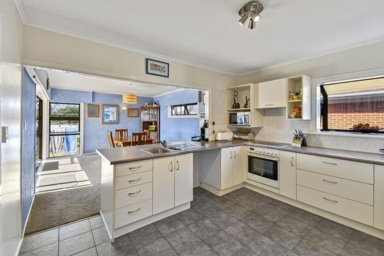 Photo of property in 19 Totara Road, Manurewa, Auckland, 2102