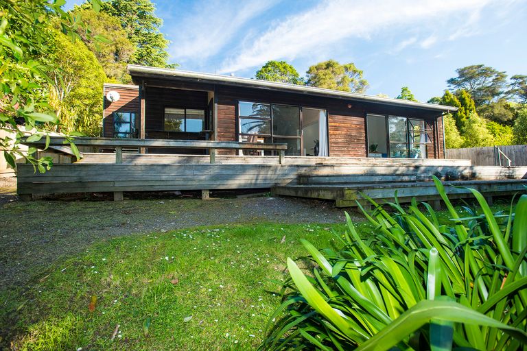 Photo of property in 15 Magnolia Street, Outer Kaiti, Gisborne, 4010