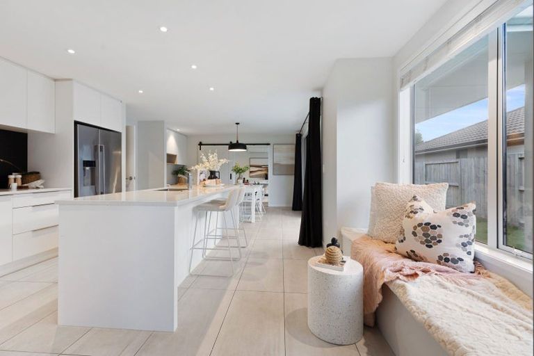 Photo of property in 63 Awatira Drive, Papamoa Beach, Papamoa, 3118