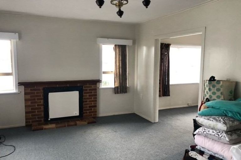 Photo of property in 37 Rimu Road, Manurewa, Auckland, 2102