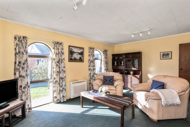 Photo of property in 118 Hillcrest Road, Raumati Beach, Paraparaumu, 5032