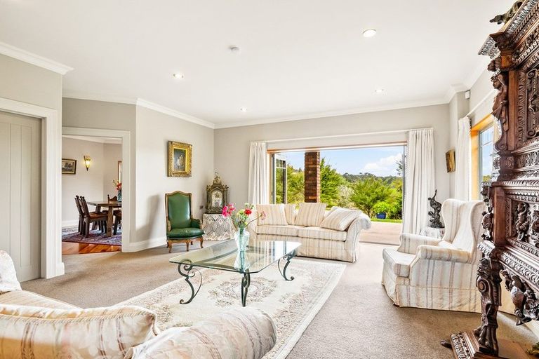 Photo of property in 251 Whitehills Road, Waitoki, 0994