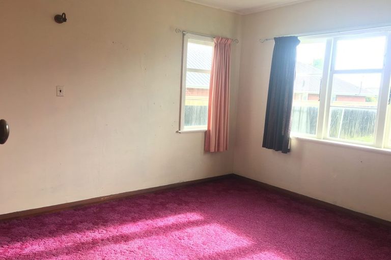 Photo of property in 10 Newnham Terrace, Upper Riccarton, Christchurch, 8041