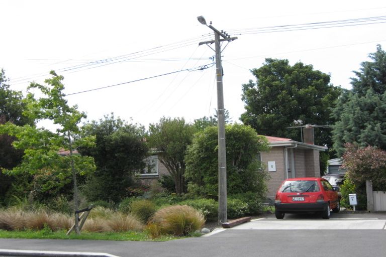 Photo of property in 2/55 Edward Avenue, Edgeware, Christchurch, 8013