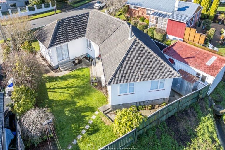 Photo of property in 56 Thomas Street, Stokes Valley, Lower Hutt, 5019