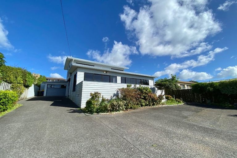 Photo of property in 68 Gulf View Road, Murrays Bay, Auckland, 0630