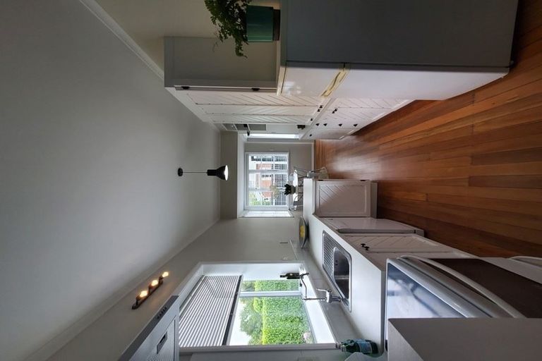 Photo of property in 129 Kerrs Road, Avonside, Christchurch, 8061