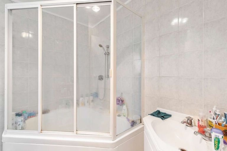 Photo of property in 37 Greenhaven Avenue, Opaheke, Papakura, 2113