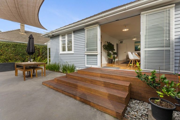 Photo of property in 7 Camden Street, Vogeltown, New Plymouth, 4310
