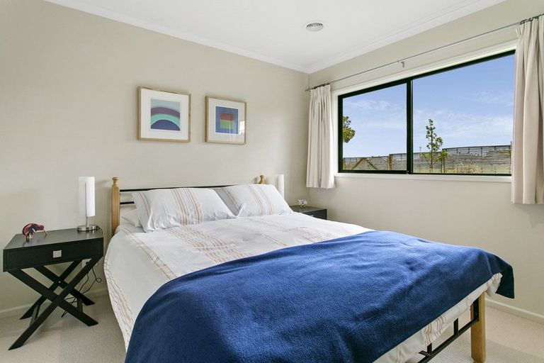 Photo of property in 6 Carpentras Way, Nukuhau, Taupo, 3330