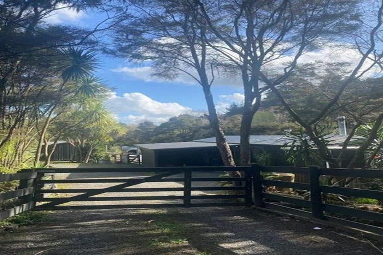 Photo of property in 48 Lenzen Road, Puhoi, Warkworth, 0994