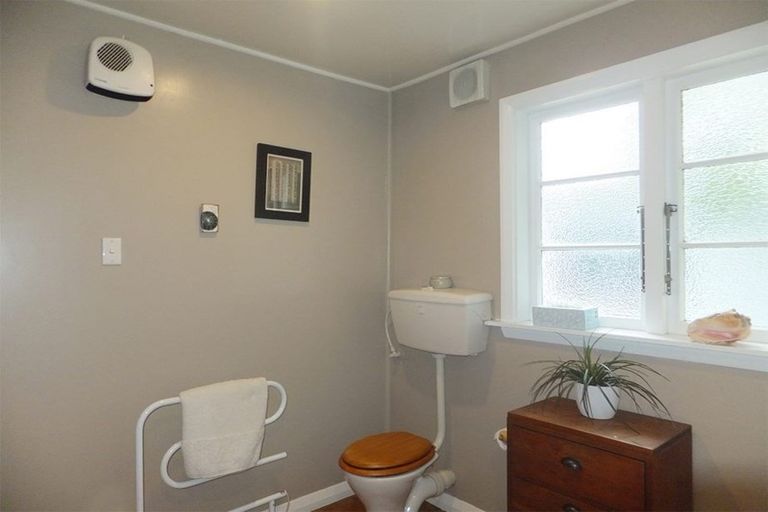 Photo of property in 60 Oxley Avenue, St Albans, Christchurch, 8014