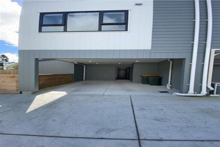 Photo of property in 1/43 Ranui Avenue, Ranui, Auckland, 0612